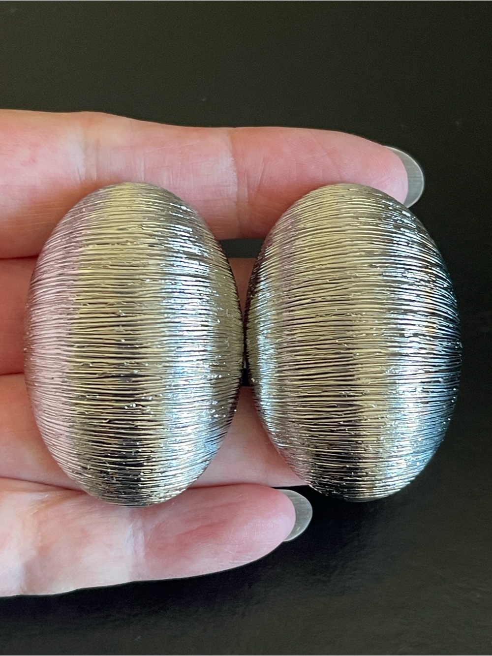 Vintage Textured silver tone Oval clip on statement earrings.